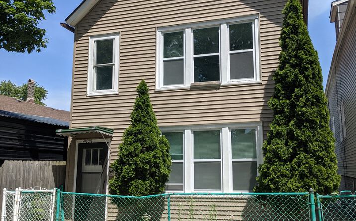 Pictures of Multifamily property located at 4925 S Justine Street, Chicago, IL 60609 for sales - image #1