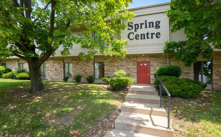 Pictures of Office property located at 2010 E 38th Street 103, Davenport, IA 52807 for sales - image #1