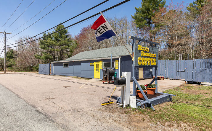 Pictures of Retail property located at 388 CHURCH ST, WOOD RIVER JUNCTION, RI 02894 for sales - image #1