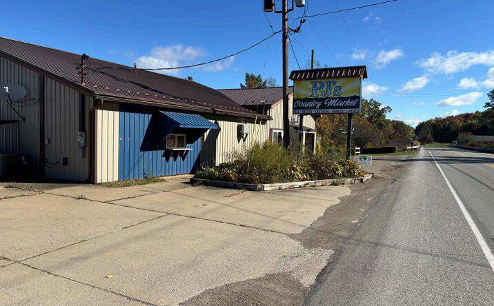 19633 Route 208, Fryburg