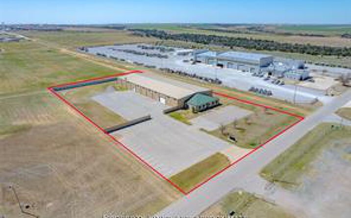 Pictures of Industrial, Special Purpose property located at 211 W Canyon RUN, Hinton, OK 73047 for sales - image #1