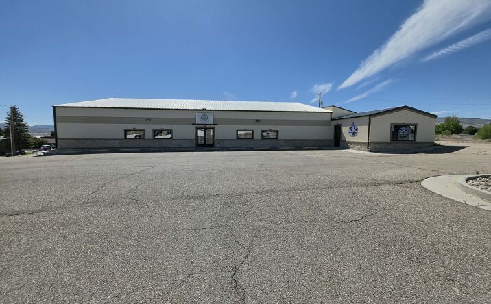 Pictures of Retail, Office, Mixed Use property located at 200 Bordeaux Boulevard, Rock Springs, WY 82901 for sales - image #1