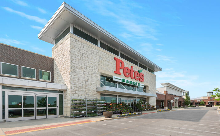 Pictures of Retail property located at 225 Rice Lake Square, Wheaton, IL 60189 for sales - image #1