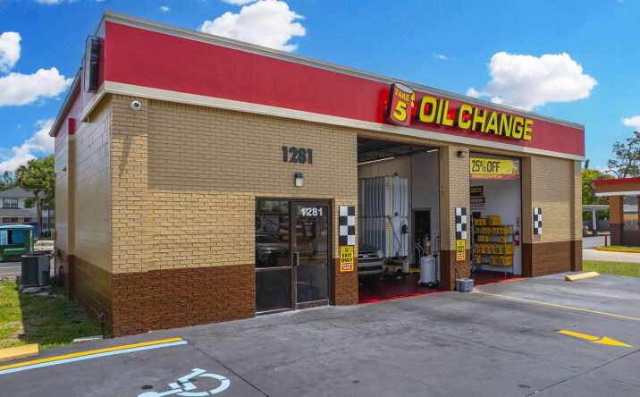 Pictures of Retail property located at 1281 Beach Boulevard, Jacksonville Beach, FL 32250 for sales - image #1