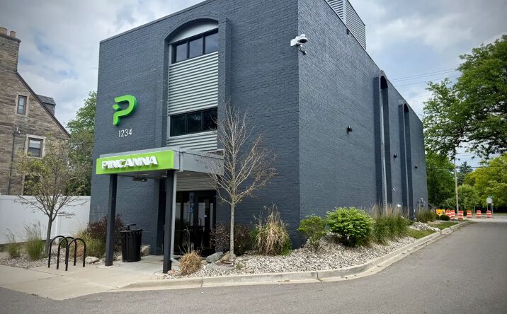 Pictures of Retail, Office property located at 1234 Grand River Avenue, East Lansing, MI 48823 for sales - image #1