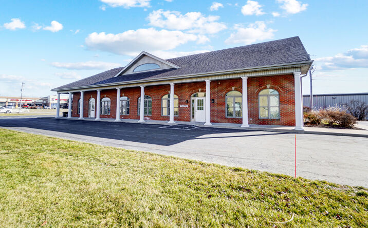 Pictures of Office property located at 2135 Tiffin Avenue, Findlay, OH 45840 for sales - image #1