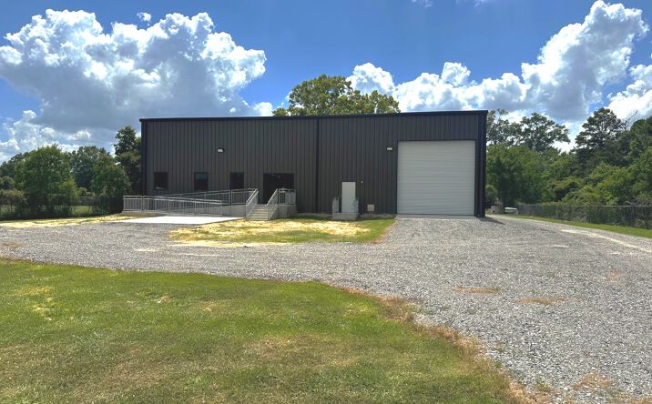 Pictures of Industrial property located at 615 Hatchell Lane, Denham Springs, LA 70726 for sales - image #1