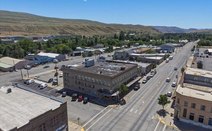 Pictures of Retail, Multifamily, Office property located at 203 2nd Avenue South, Okanogan, WA 98840 for sales - image #1