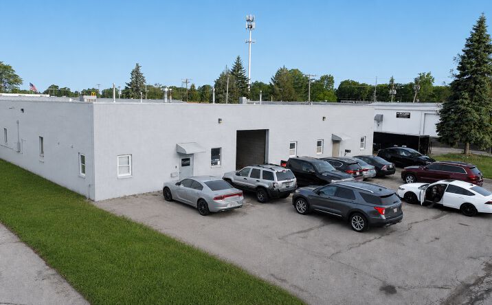 Pictures of Industrial property located at 5453 ROAN RD, SYLVANIA, OH 43560 for sales - image #1