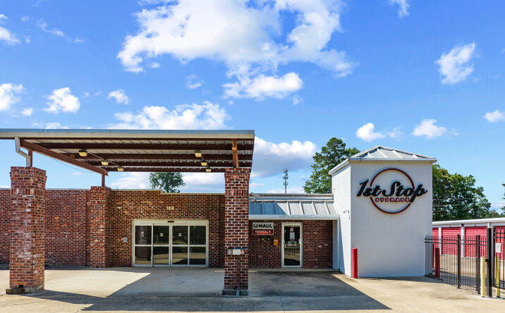 Pictures of Self Storage property located at 189 COUNTRY PL PKWY, PEARL, MS 39208-6676 for sales - image #1