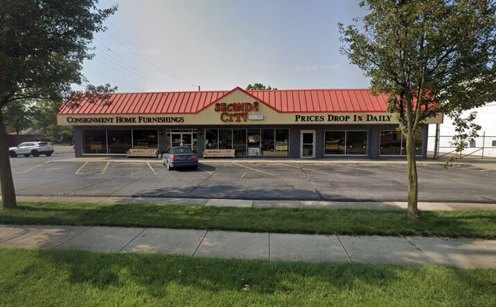 Pictures of Retail, Business for Sale property located at 6530 Pearl Road, Parma Heights, OH 44130 for sales - image #1