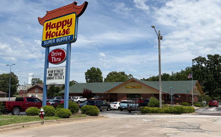 Pictures of Retail, Land, Business for Sale property located at 840 U.S. 60, Monett, MO 65708 for sales - image #1