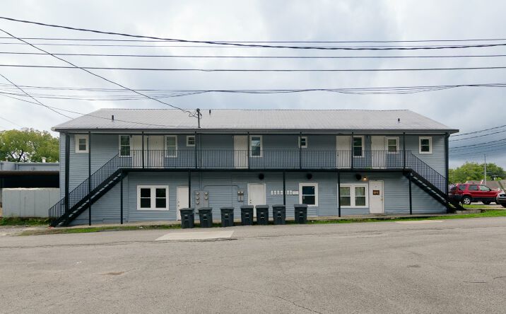 Pictures of Multifamily property located at 206 Edison Street West, Fayetteville, TN 37334 for sales - image #1