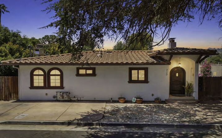 Pictures of Multifamily property located at 2127 Vine St, Los Angeles, CA 90068 for sales - image #1
