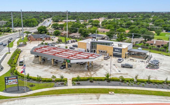 Pictures of Retail property located at 2104 East William Joel Bryan Pkwy, Bryan, TX 77802 for sales - image #1