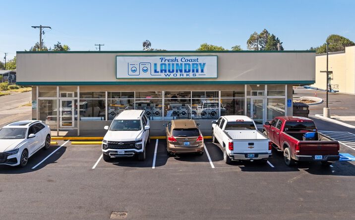 Pictures of Retail property located at 1921 VIRGINIA AVE, NORTH BEND, OR 97459 for sales - image #1