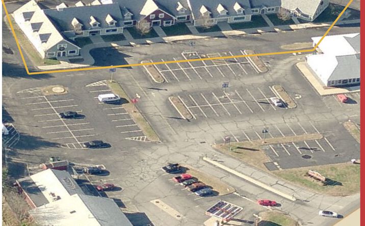 Pictures of Retail, Office property located at 425 South Stark Highway, Weare, NH 03281 for sales - image #1