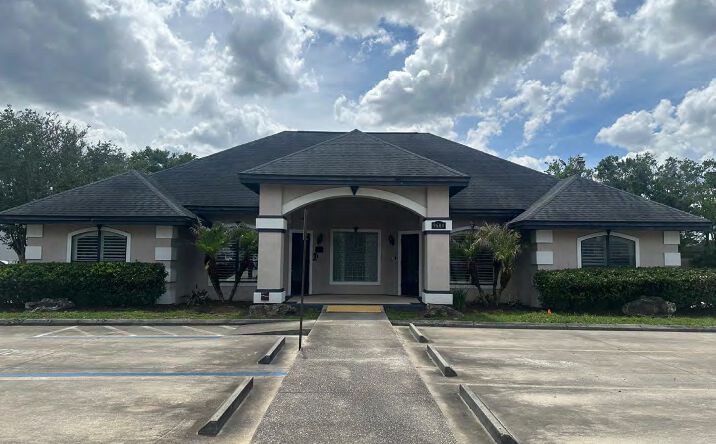Pictures of Office property located at 9600 Sunbeam Center Drive, Jacksonville, FL 32257 for sales - image #1