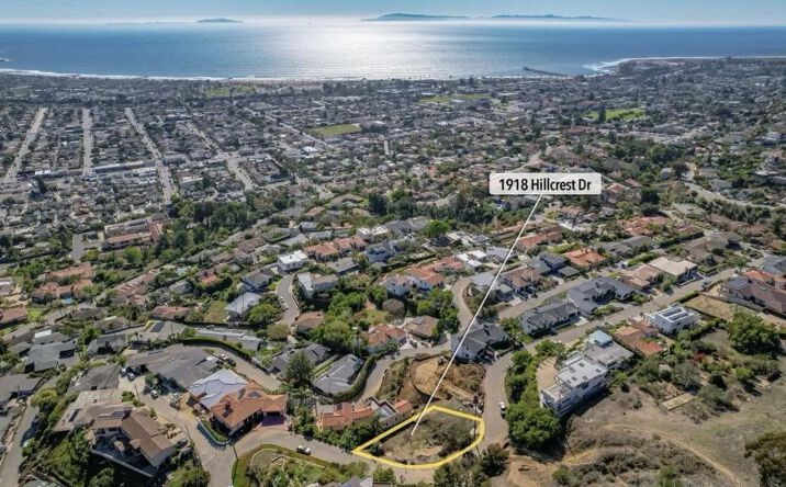 Pictures of Land property located at 1918 Hillcrest Unit 1, Ventura, CA 93001 for sales - image #1