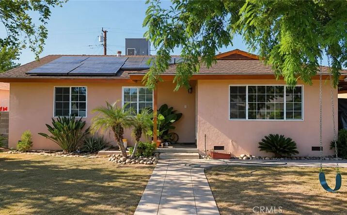 Pictures of Multifamily property located at 1418 Rosalia, Bakersfield, CA 93304 for sales - image #1
