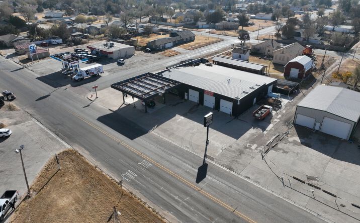 Pictures of Retail, Industrial property located at 421 Kenneth Ave West, Spearman, TX 79081 for sales - image #1