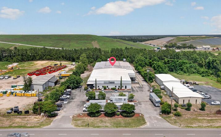 Pictures of Retail, Industrial property located at 5228 US-421, Wilmington, NC 28401 for sales - image #1