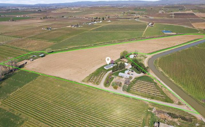 Pictures of Land property located at 837 Olmstead Rd, Grandview, WA 98930 for sales - image #1
