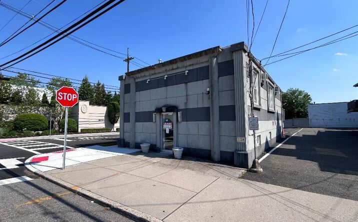 Pictures of Retail, Office, Mixed Use property located at 150 Rea Avenue, Hawthorne, NJ 07506 for sales - image #1