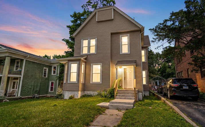 Pictures of Multifamily property located at 712 N Court Street, Rockford, IL 61103 for sales - image #1