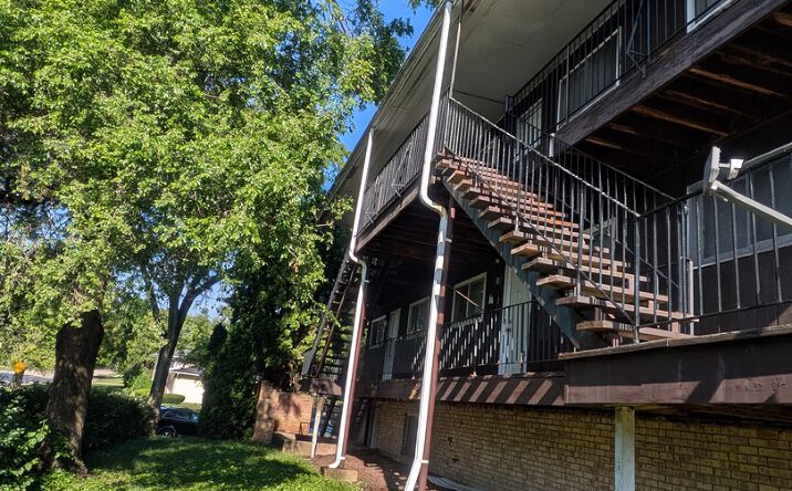 Pictures of Multifamily property located at 75 N Lyle Avenue, Elgin, IL 60123 for sales - image #1