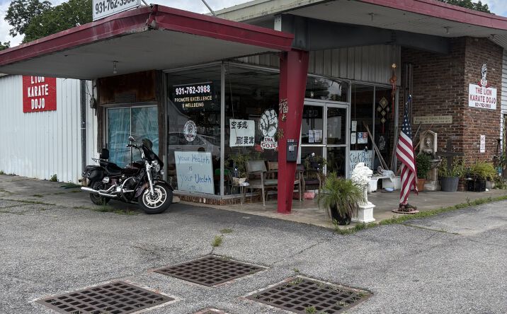 301 N Locust Ave, Lawrenceburg
