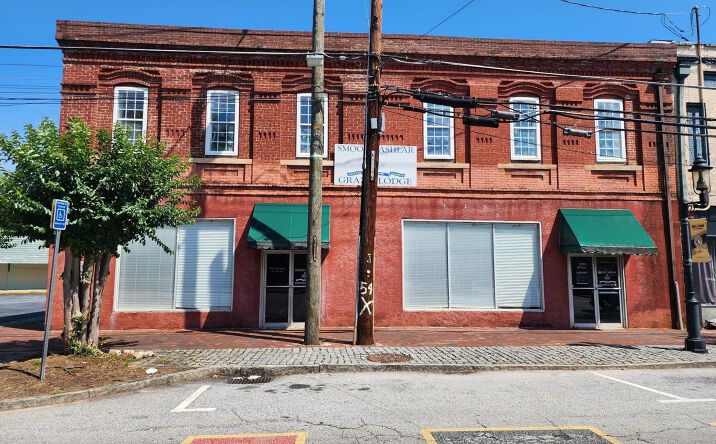Pictures of Mixed Use, Office property located at 6958 Main Street, Lithonia, GA 30058 for sales - image #1