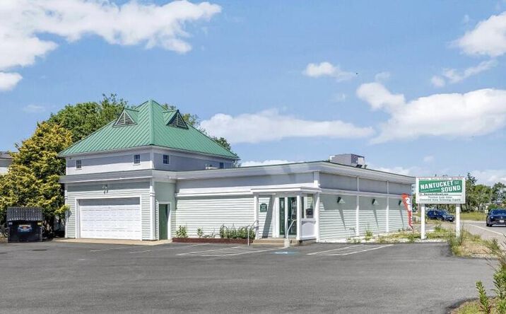 Pictures of Retail property located at 491 Iyannough Road, Hyannis, MA 02601 for sales - image #1