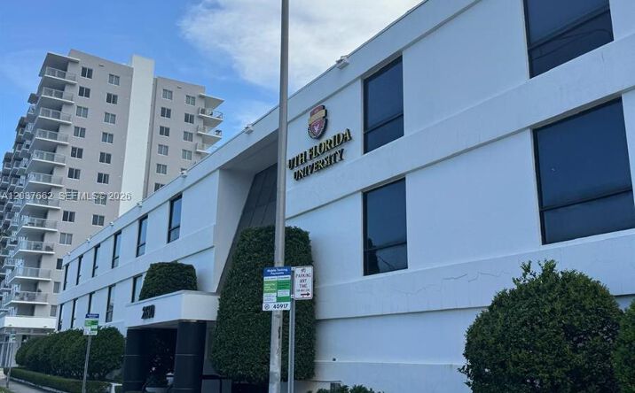 Pictures of Business for Sale, Office property located at Medical Office For Sale on 27th Ave, Miami, FL 33133 for sales - image #1