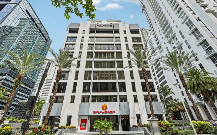 Pictures of Office, Multifamily property located at 1110 Brickell Ave # 512, Miami, FL 33131 for sales - image #1