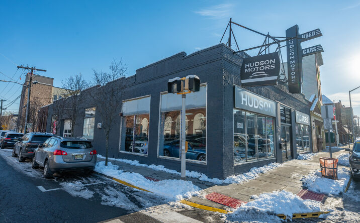 Pictures of Retail, Business for Sale property located at 4112 John F. Kennedy Boulevard, Union City, NJ 07087 for sales - image #1