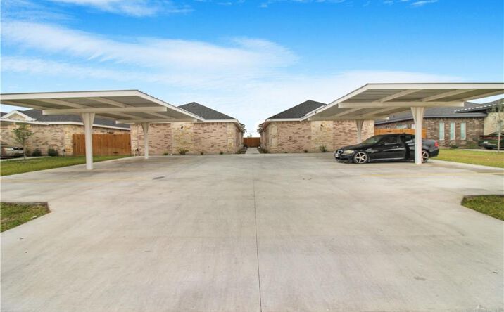 Pictures of Multifamily property located at 2813 E Israel Avenue, Alton, TX 78572 for sales - image #1