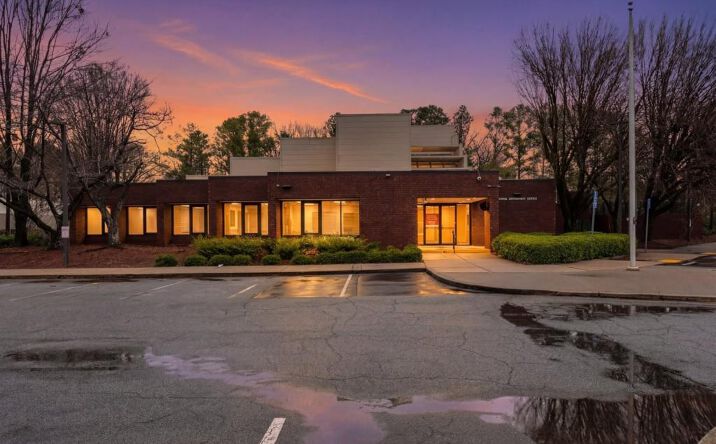 Pictures of Office, Retail, Industrial property located at 3800 Browns Mill Road SE, Atlanta, GA 30354 for sales - image #1