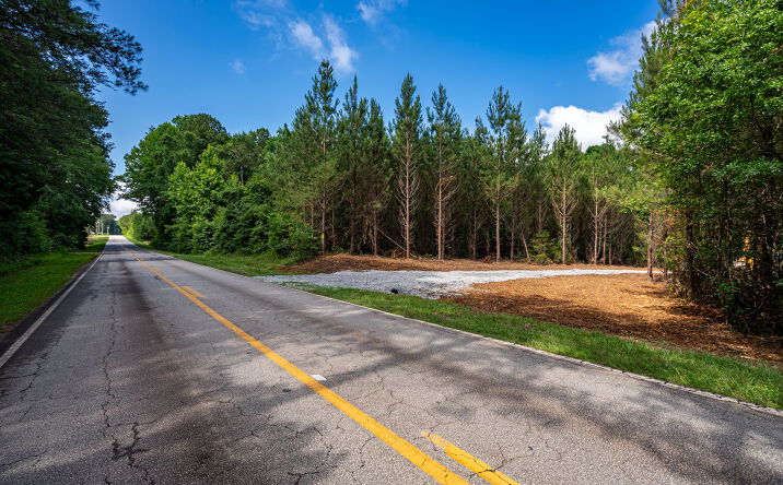Pictures of Land property located at Brewers Bridge Road, Elberton, GA 30635 for sales - image #1