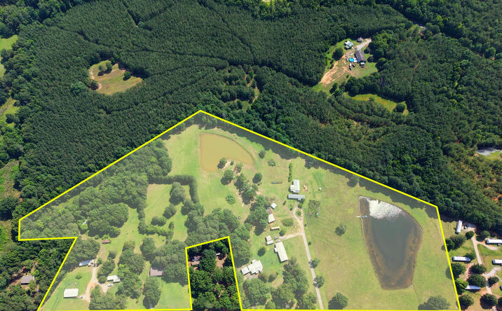 Pictures of Multifamily, Mobile Home Park property located at 3140 South Carolina 702, Chappells, SC 29037 for sales - image #1