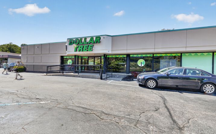 Pictures of Retail property located at 2858 Banksville Road, Pittsburgh, PA 15216 for sales - image #1