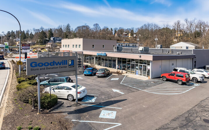 Pictures of Retail property located at 2866 Banksville Road, Pittsburgh, PA 15216 for sales - image #1