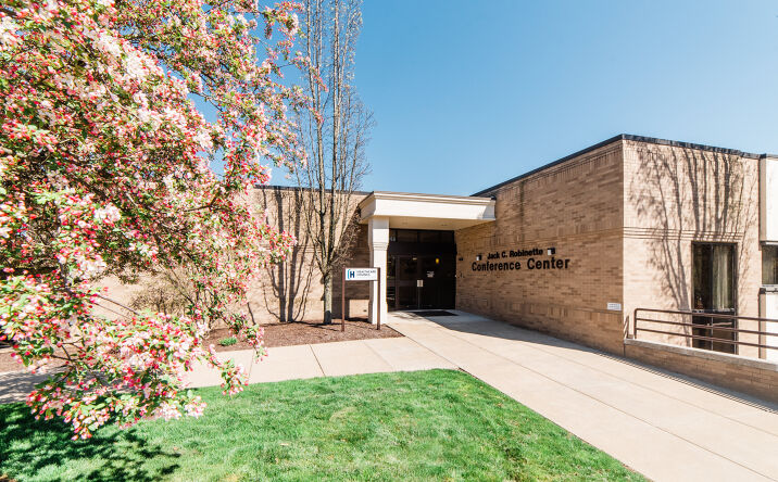 Pictures of Office, Mixed Use property located at 500 Commonwealth Drive, Warrendale, PA 15086 for sales - image #1