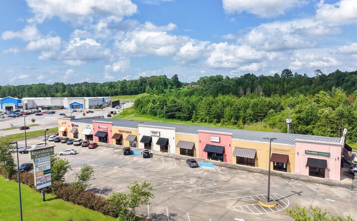 Pictures of Retail property located at 2514 Riverbirch Dr, Meridian, MS 39307 for sales - image #1