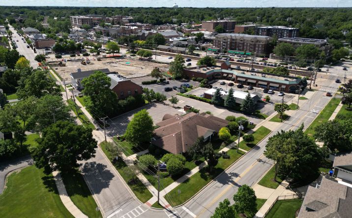 Pictures of Retail, Multifamily, Mixed Use property located at 444 North Park Boulevard, Glen Ellyn, IL 60137 for sales - image #1