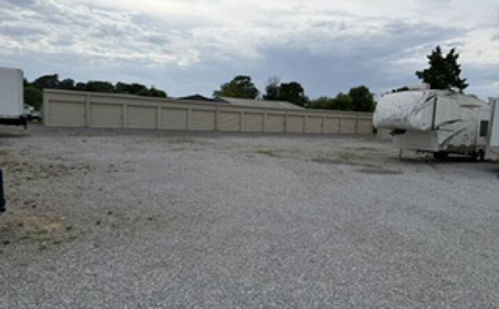 Pictures of Industrial, Self Storage property located at 265 PATTERSON AVE, FORT OGLETHORPE, GA 30742-3134 for sales - image #1