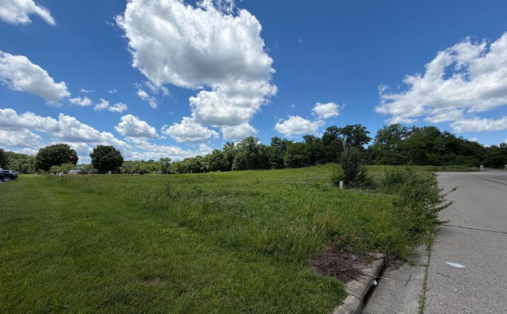 Pictures of Land, Business for Sale property located at Pellston Court, Forest Park, OH 45240 for sales - image #1