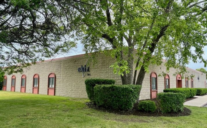 Pictures of Industrial property located at 6400 Industrial Loop, Greendale, WI 53129 for sales - image #1