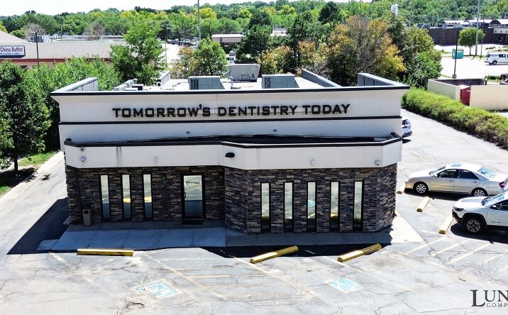 Pictures of Retail, Office property located at 11229 West Dodge Road, Omaha, NE 68154 for sales - image #1