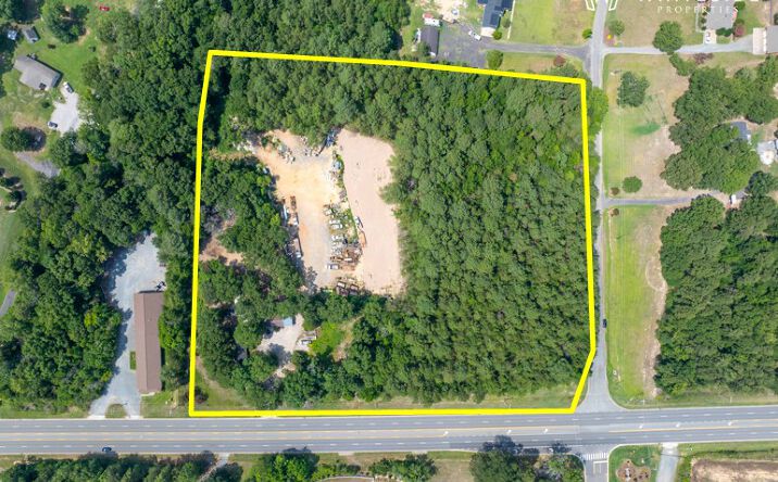 Pictures of Retail, Multifamily, Land property located at 3301 North Carolina 24, Midland, NC 28107 for sales - image #1
